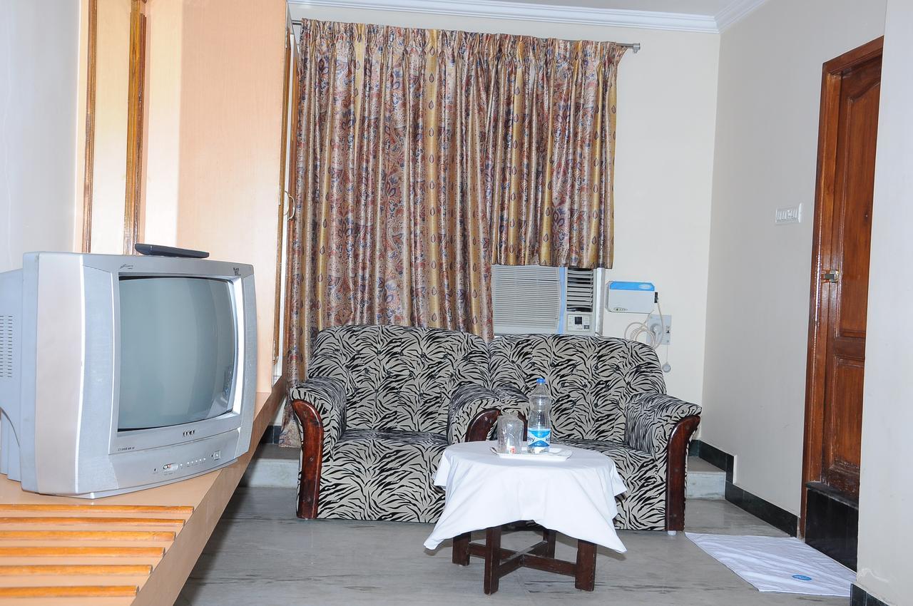 Hotel Annamalai Tiruchirappalli Exterior photo