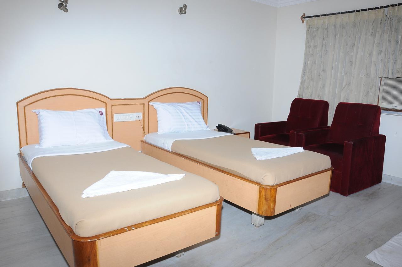 Hotel Annamalai Tiruchirappalli Exterior photo